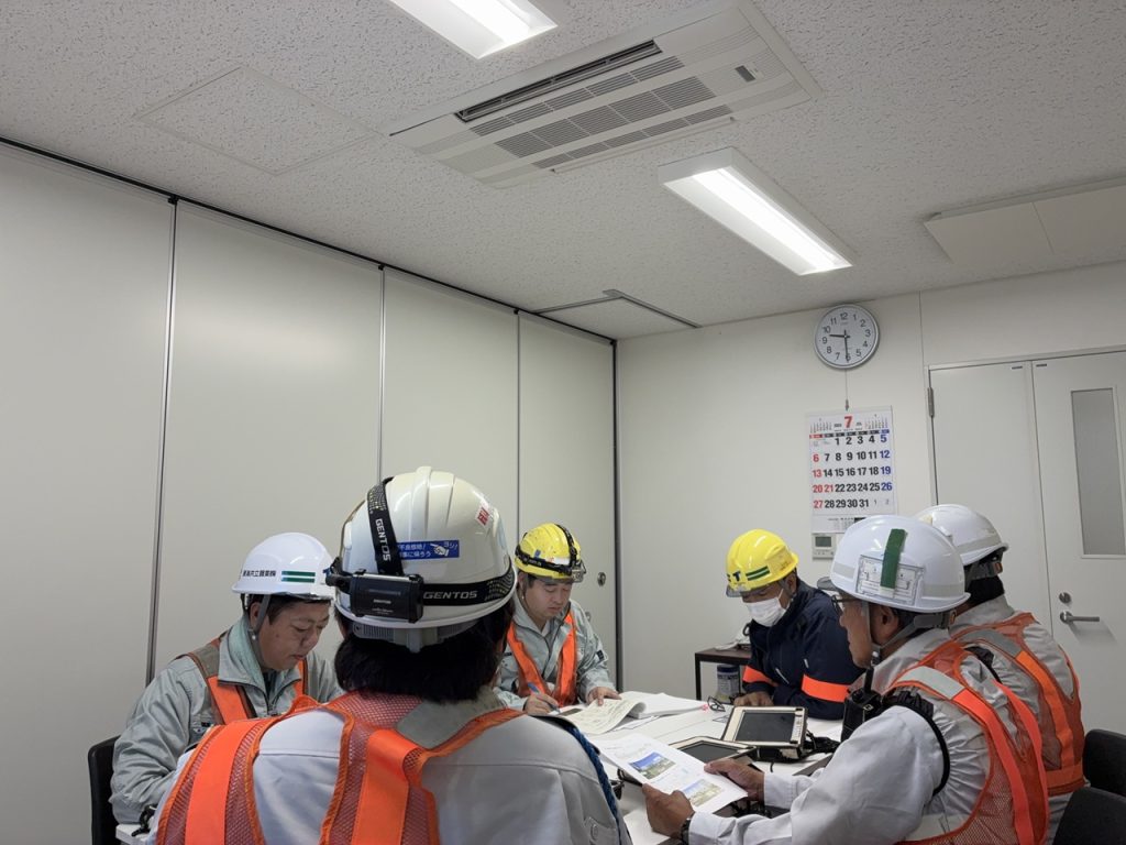 現場検査前点呼